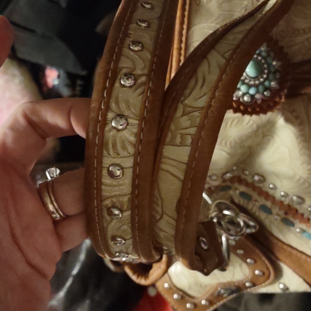Montana West Purse with Metal Accents - Picture 5 of 9
